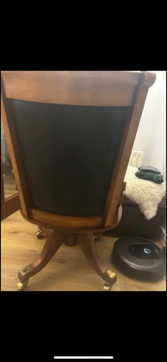 Vintage chair - Image 1