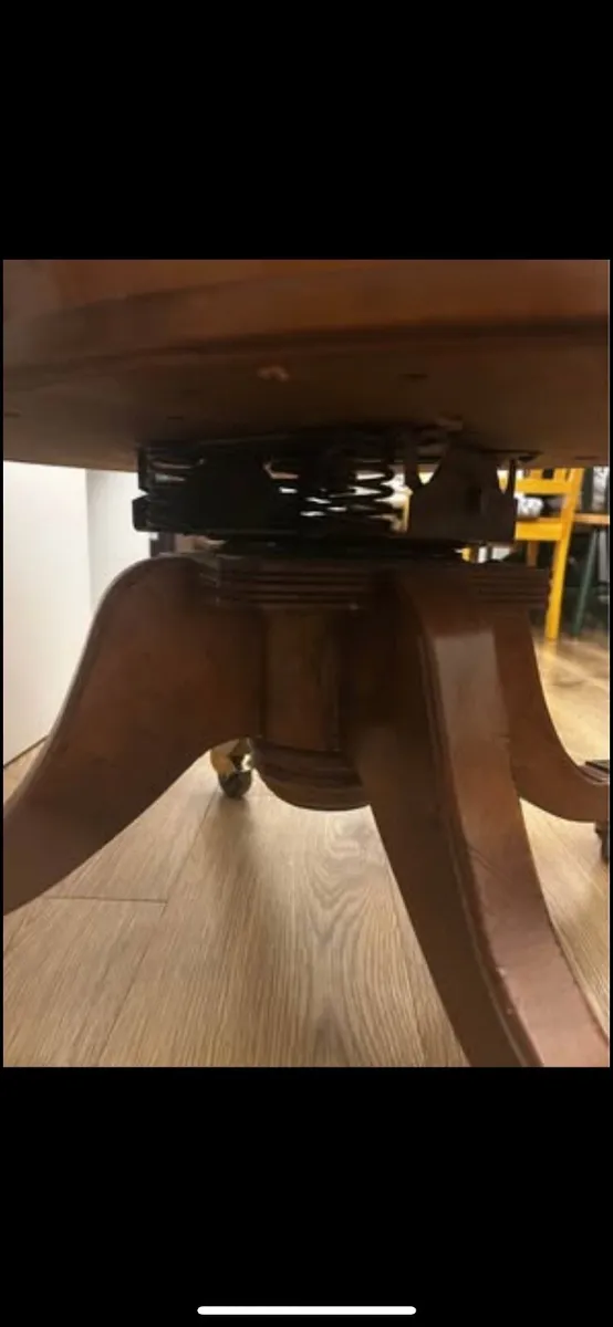 Vintage chair - Image 2