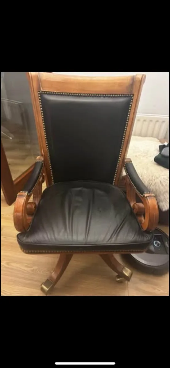 Vintage chair - Image 4