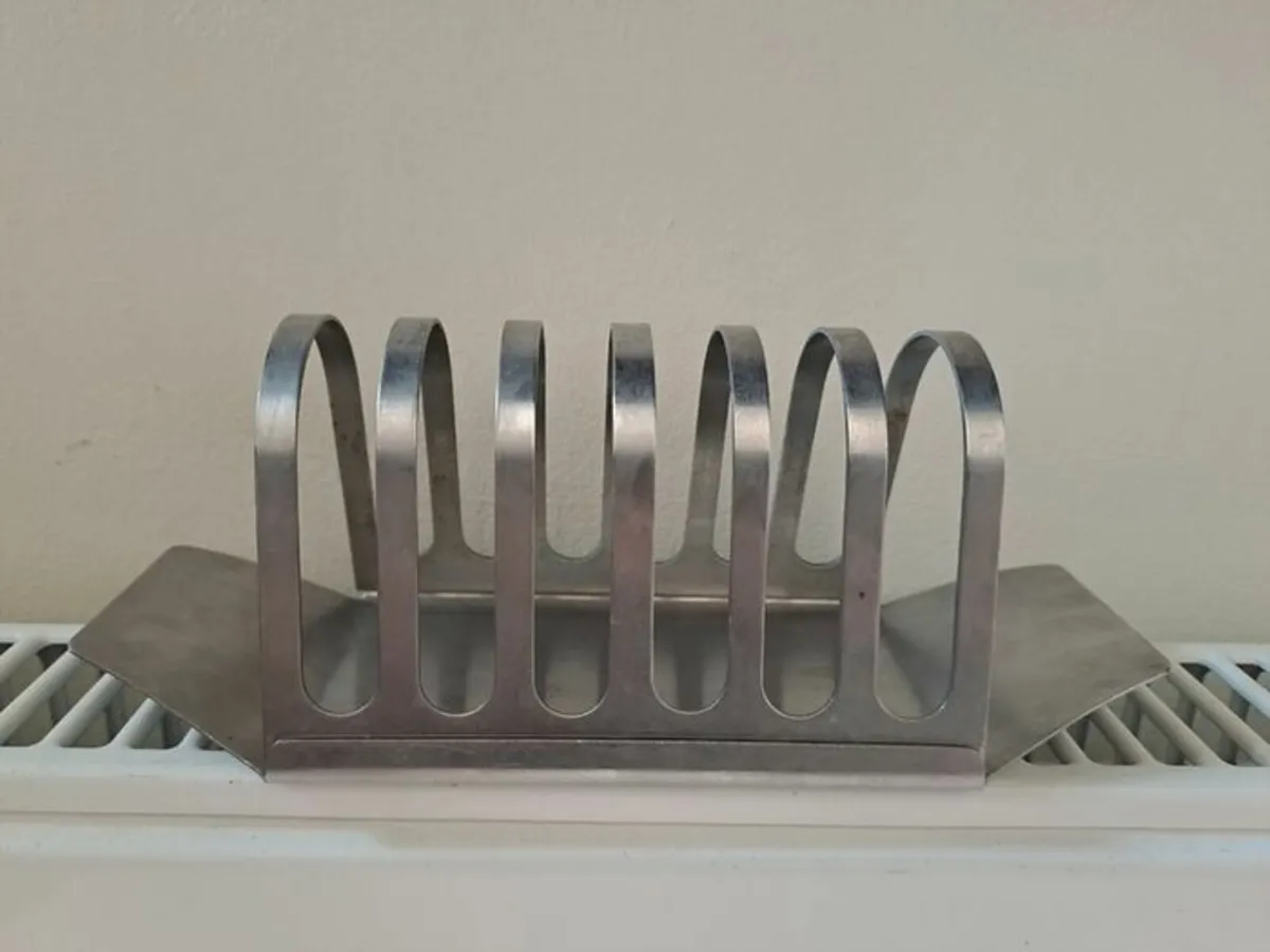 Vintage 6 slice toast rack - Image 1