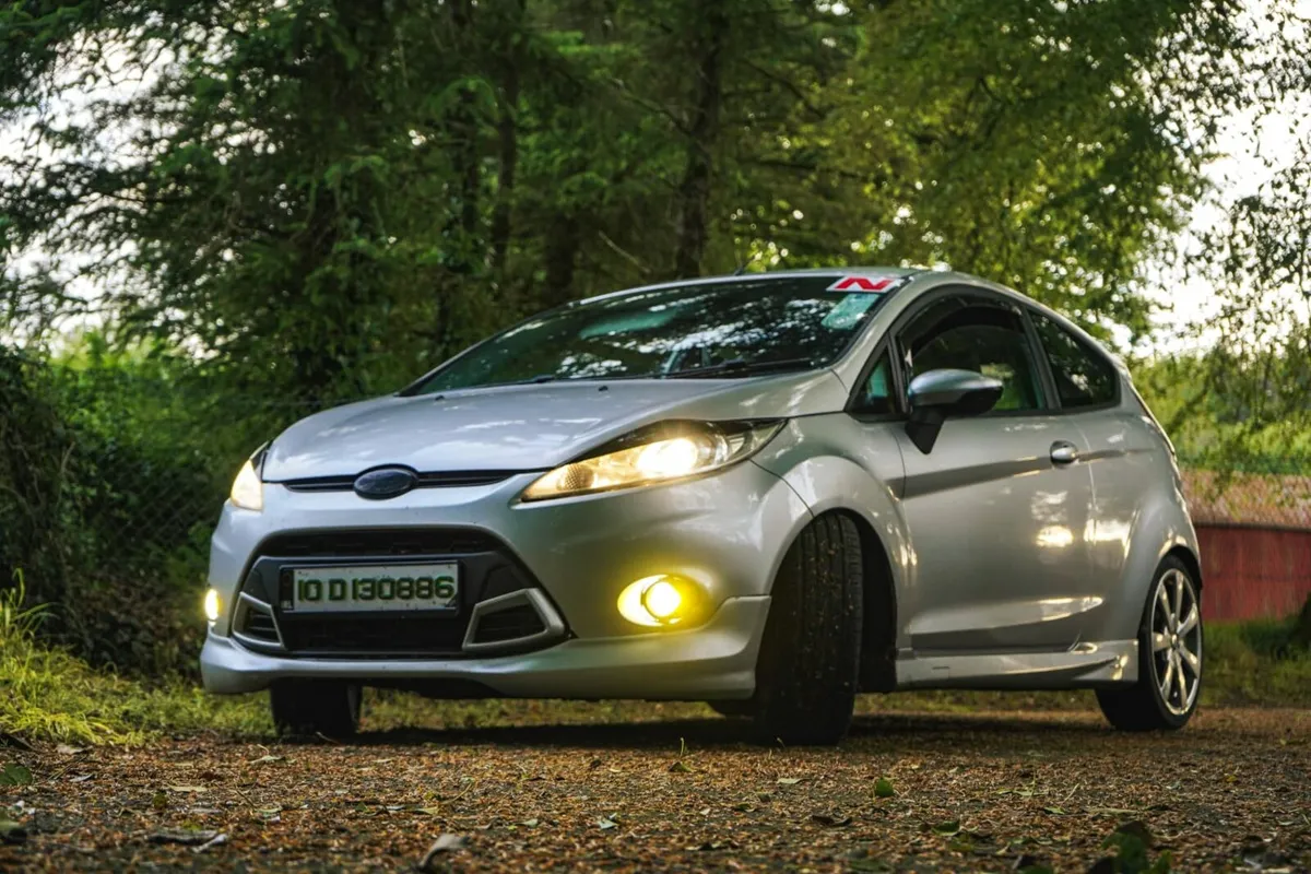 FORD FIESTA ZETEC S - Image 1