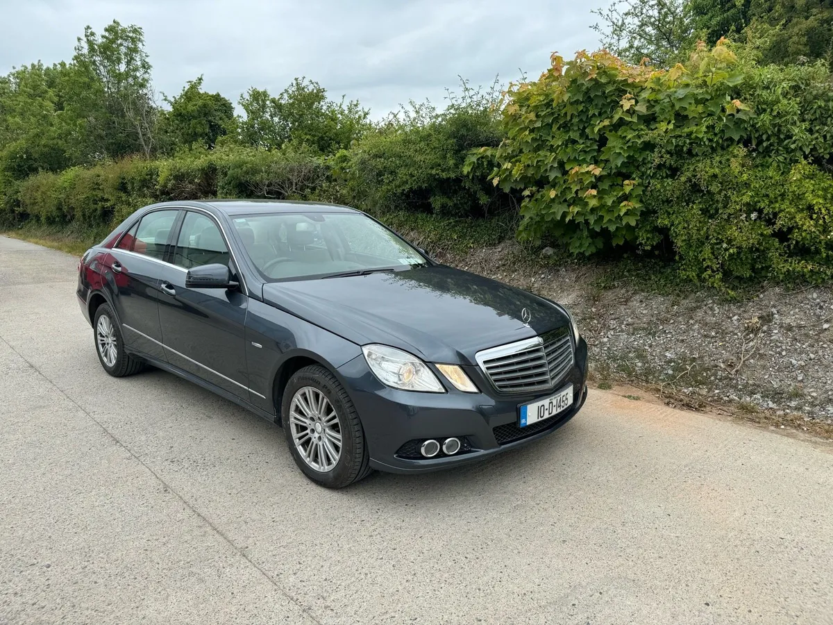Mercedes e200 - Image 1