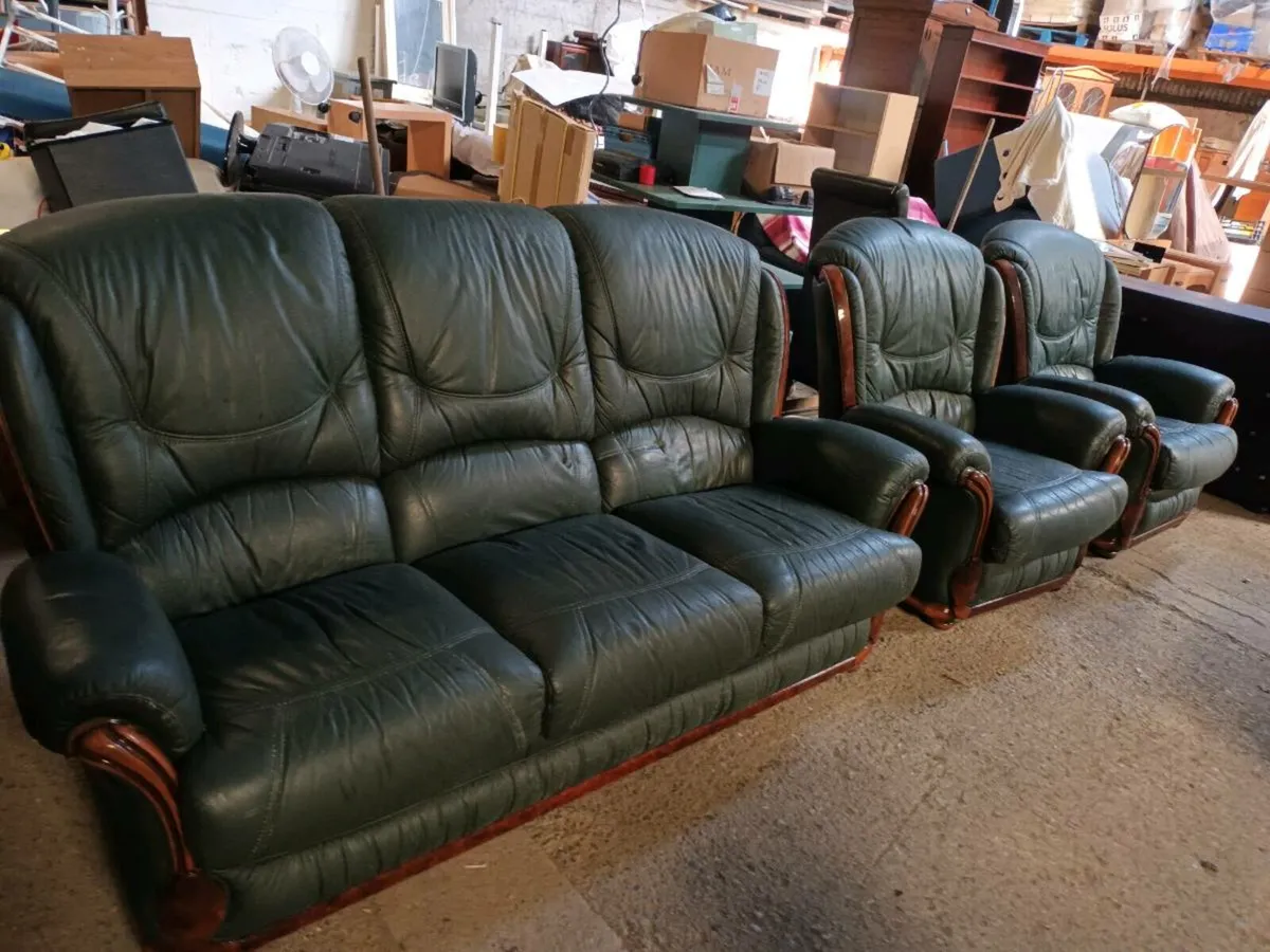 Leather Suite - Image 3