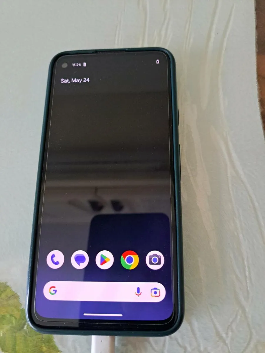 Phone - Image 3