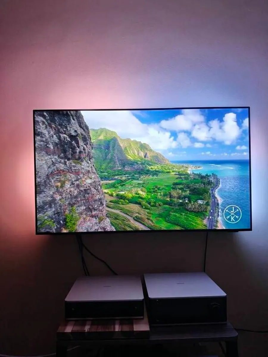 Philips 48" OLED 708 Ambilight 4k Smart TV - Image 2