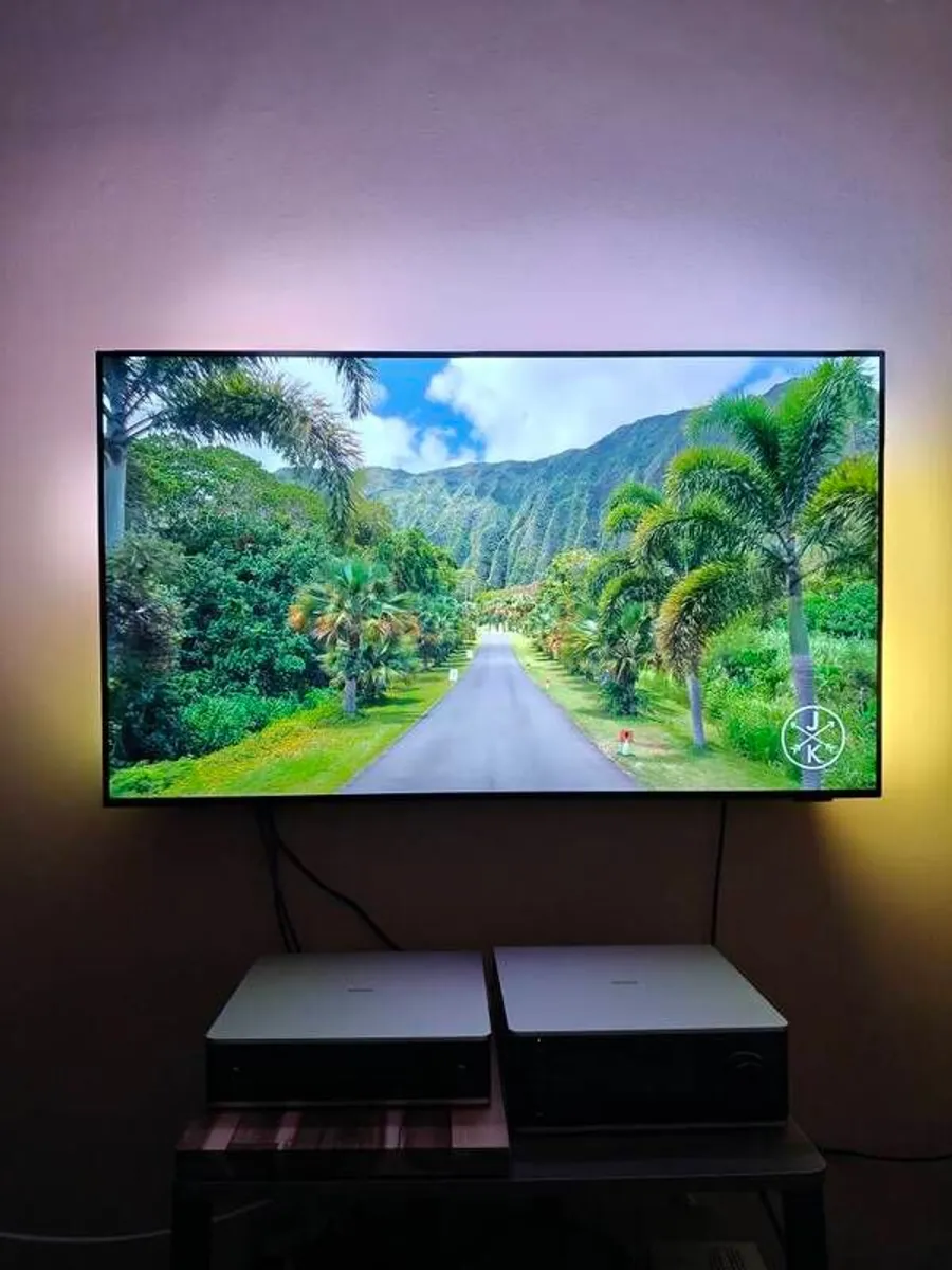 Philips 48" OLED 708 Ambilight 4k Smart TV - Image 4