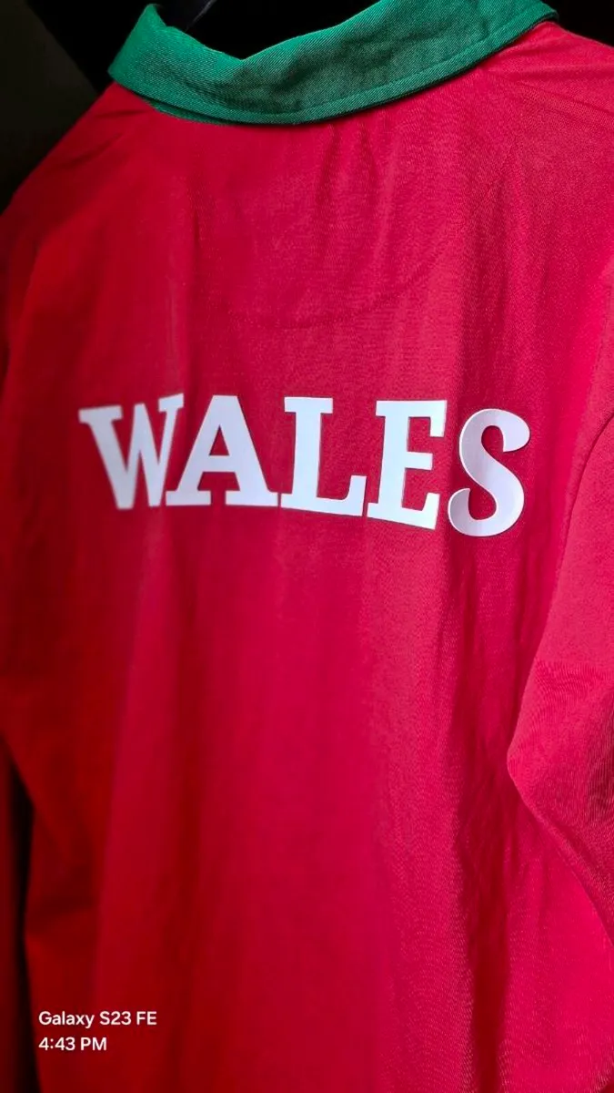 Wales HY-PRO Retro long sleeve 2024 Jersey size M - Image 2