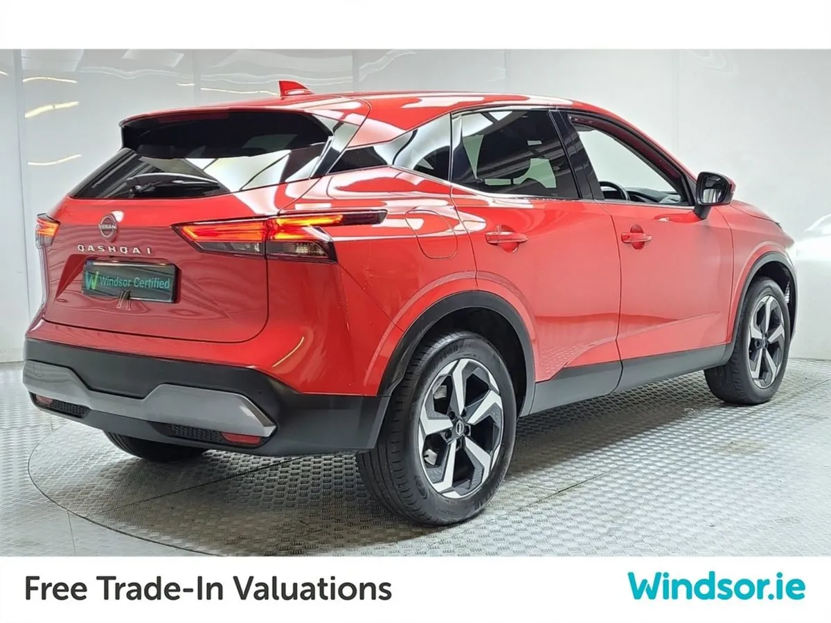 Nissan QASHQAI 1.3 PET Mild Hybrid SV Premium - Image 3
