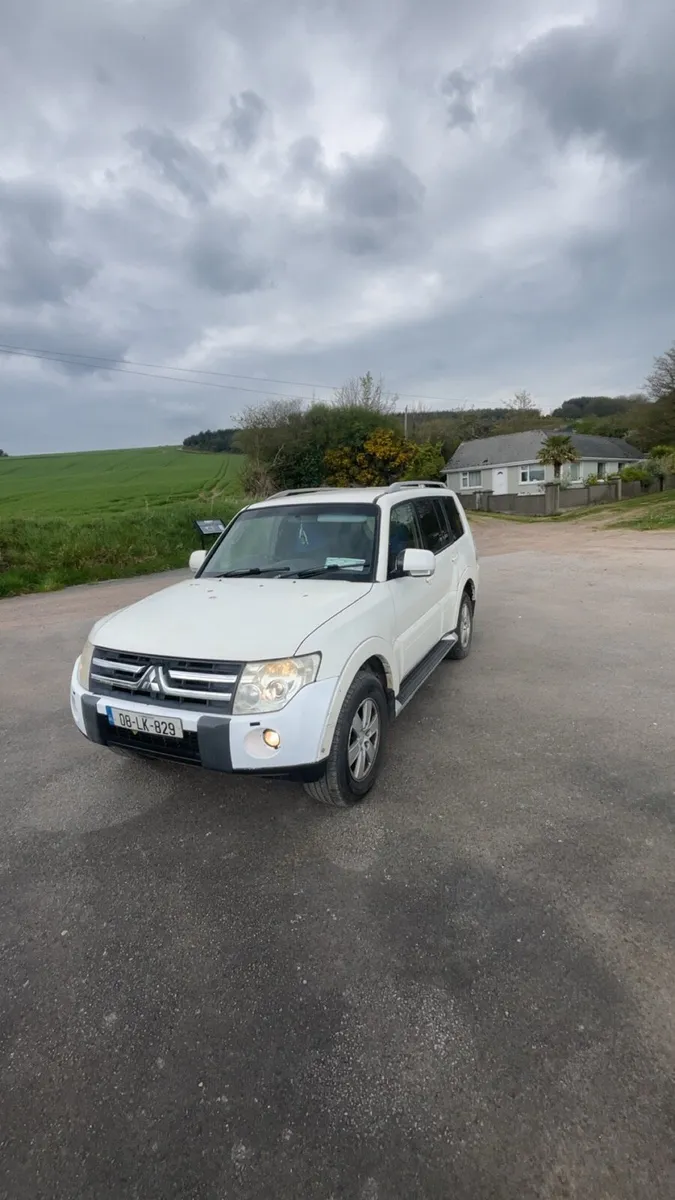 2008 pajero - Image 2