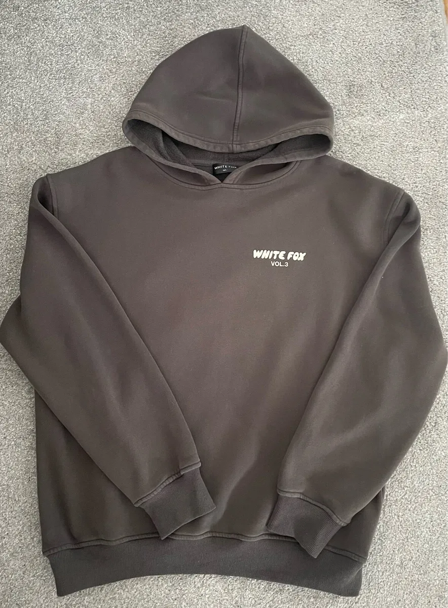 White fox tracksuit - Image 2