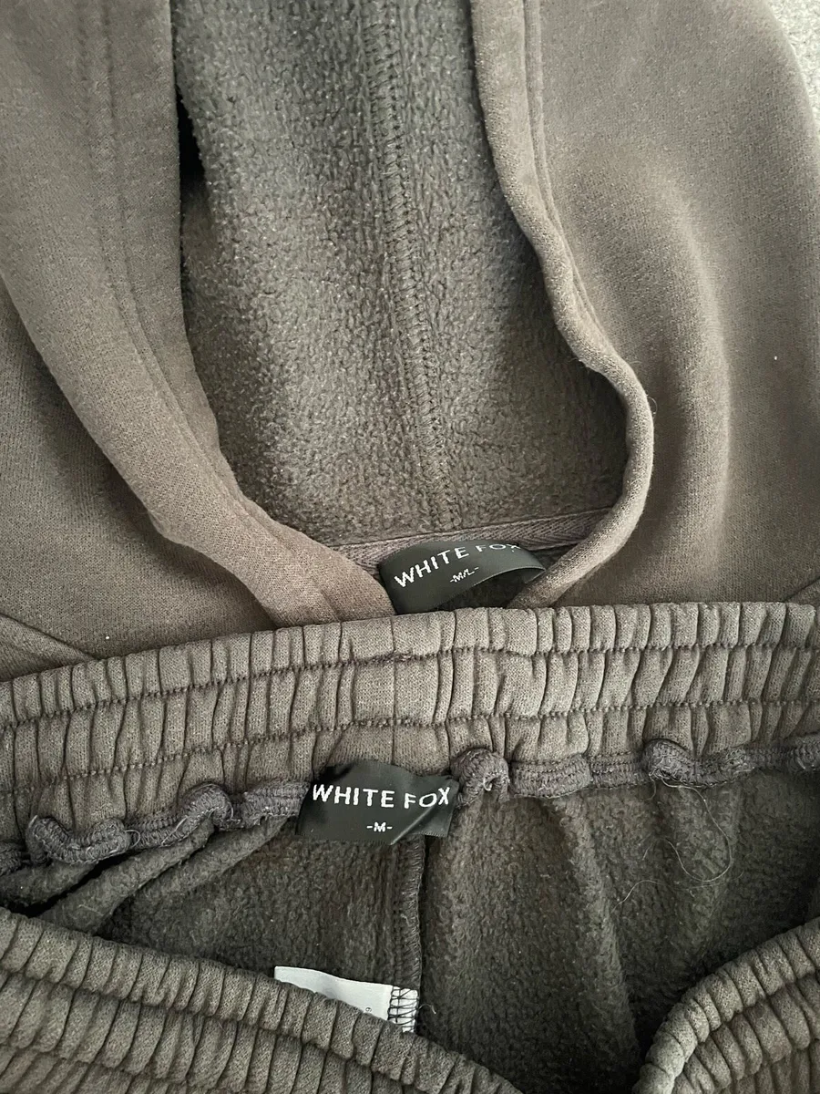White fox tracksuit - Image 4