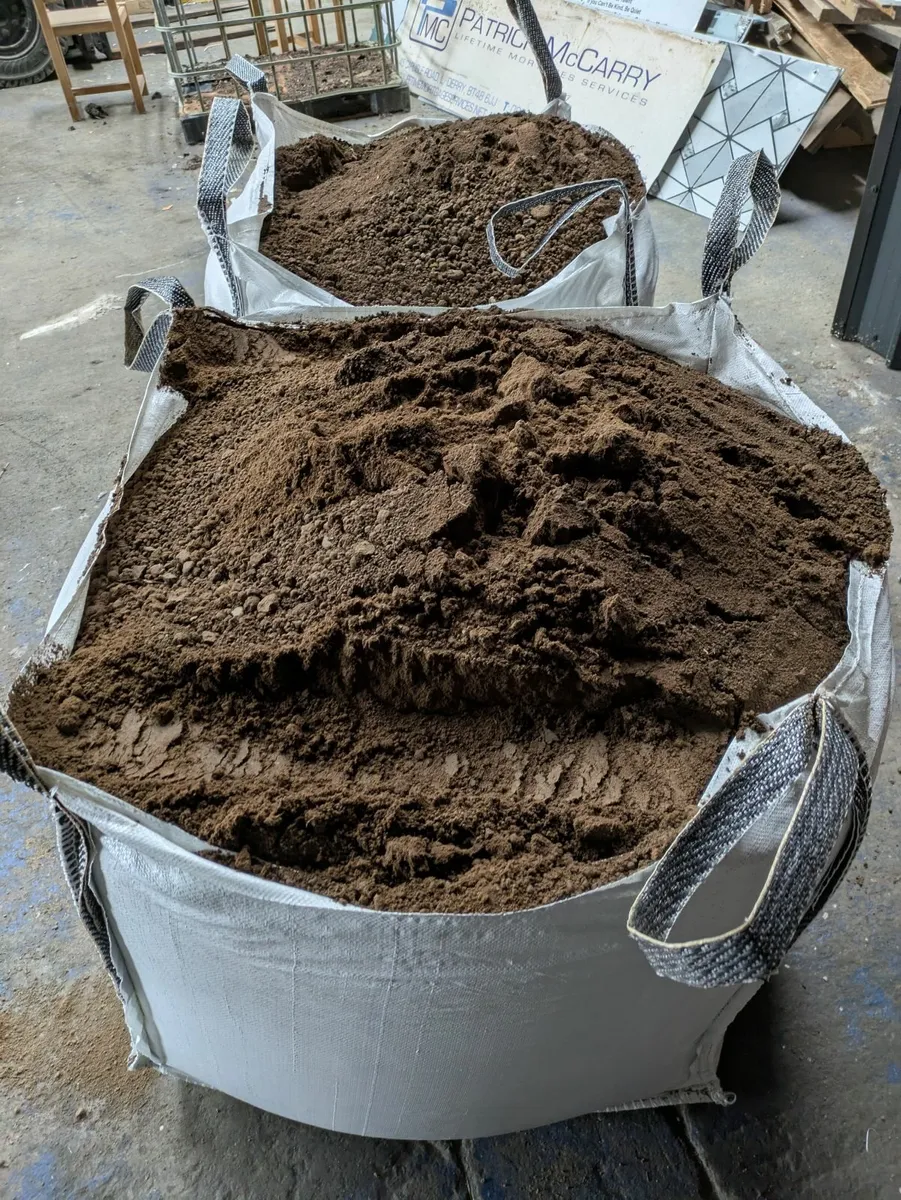 Sand Topsoil mix - Image 2