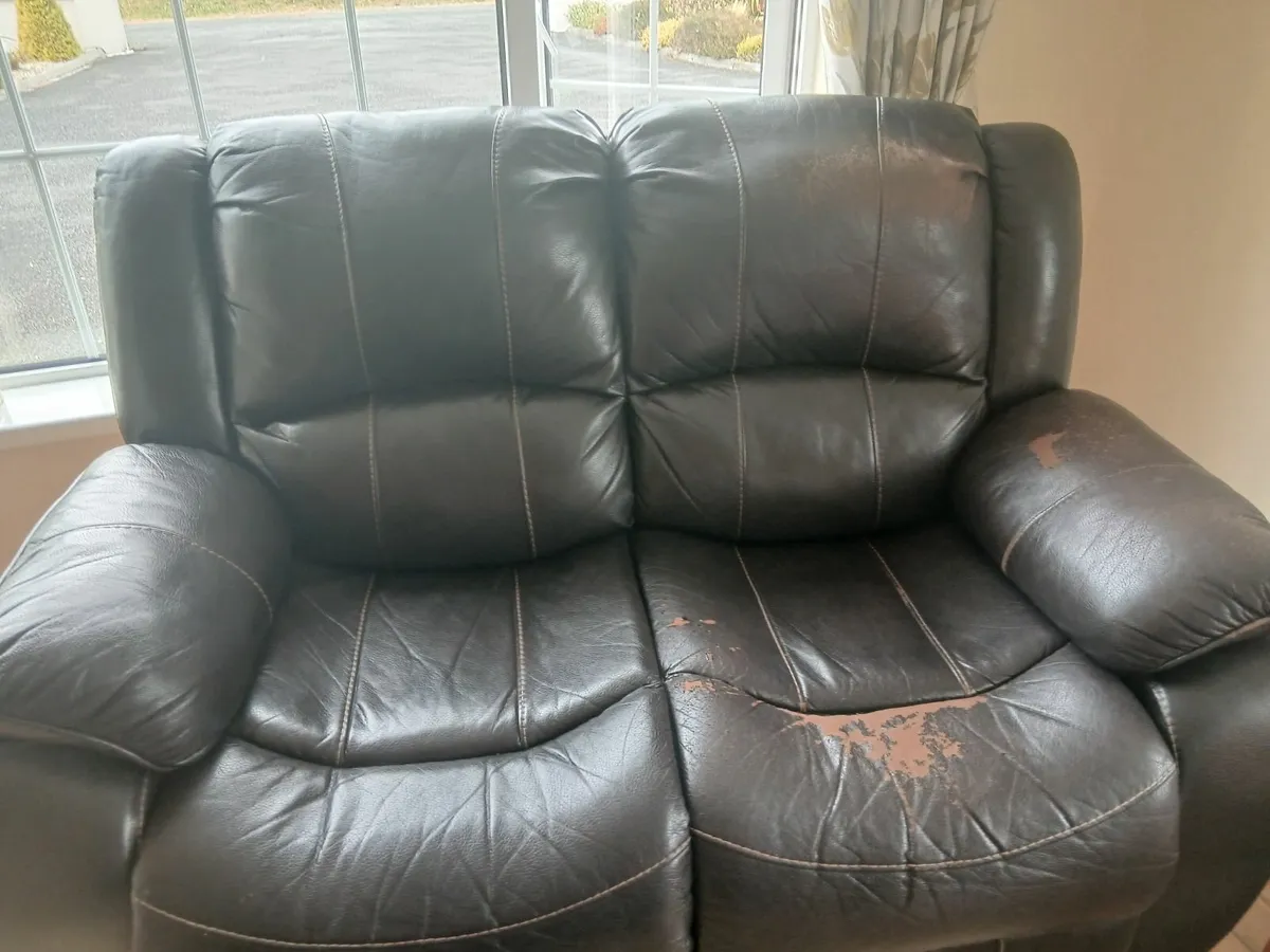 2 seater couch - Image 2