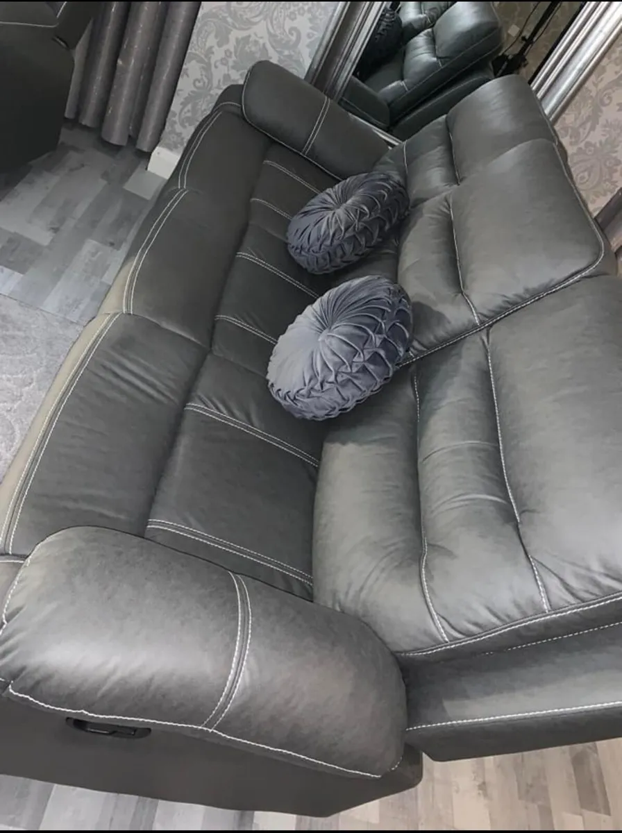 New fabric all recliner sofas - Image 3