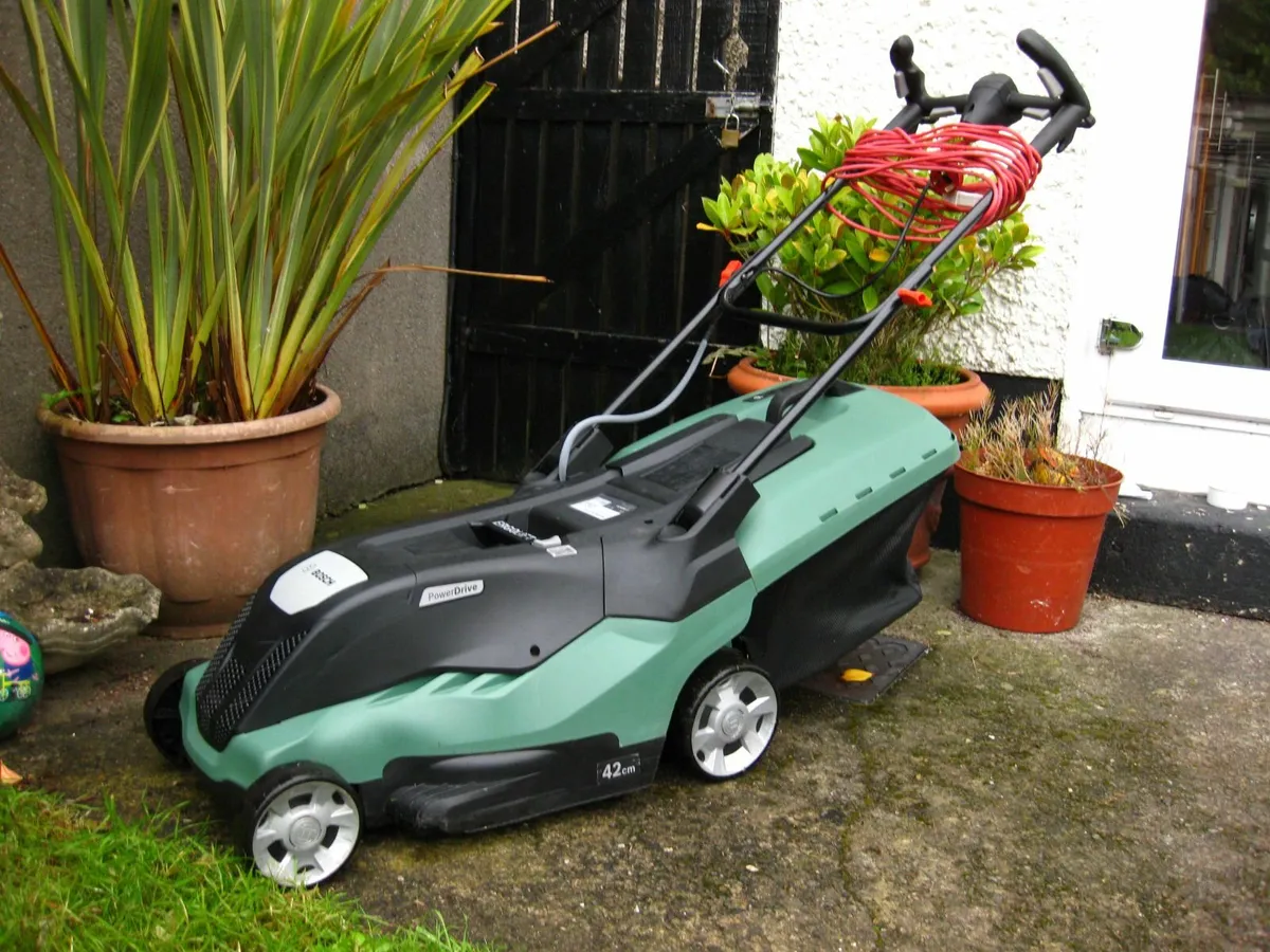 2022 Bosch Rotak 650 Ergoflex Electric Mower. - Image 1