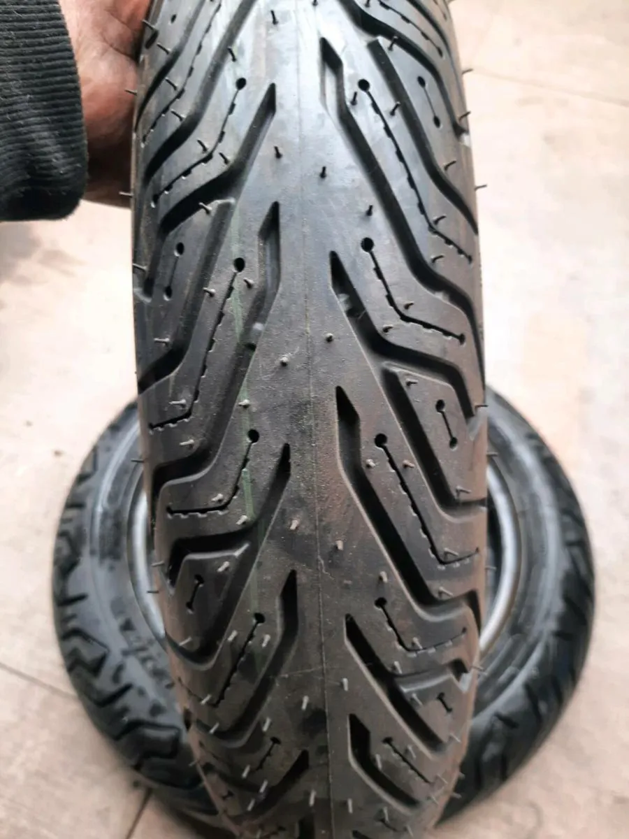 Tyres scooter - Image 3