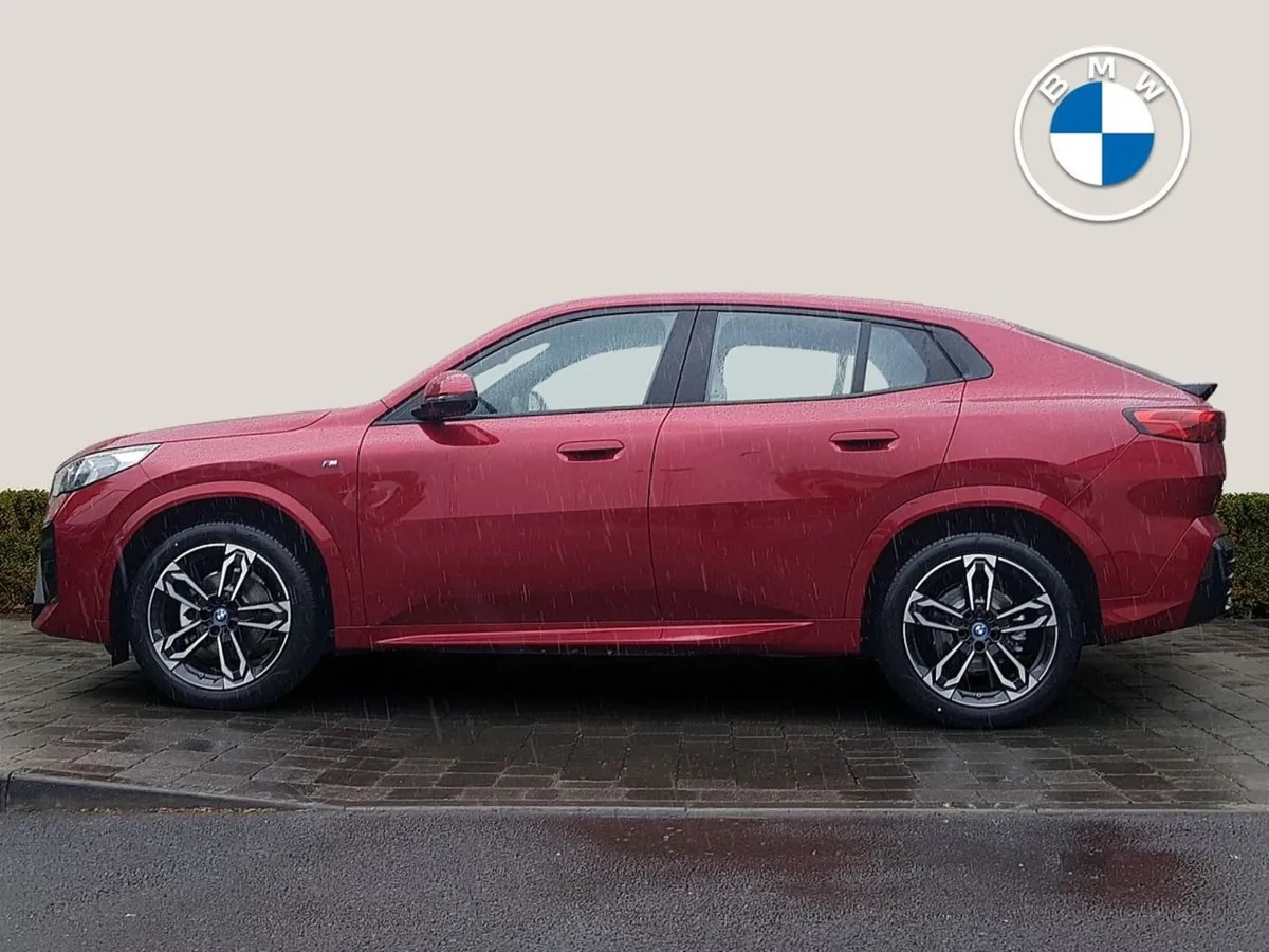 BMW iX2 Edrive20 M Sport - Image 3