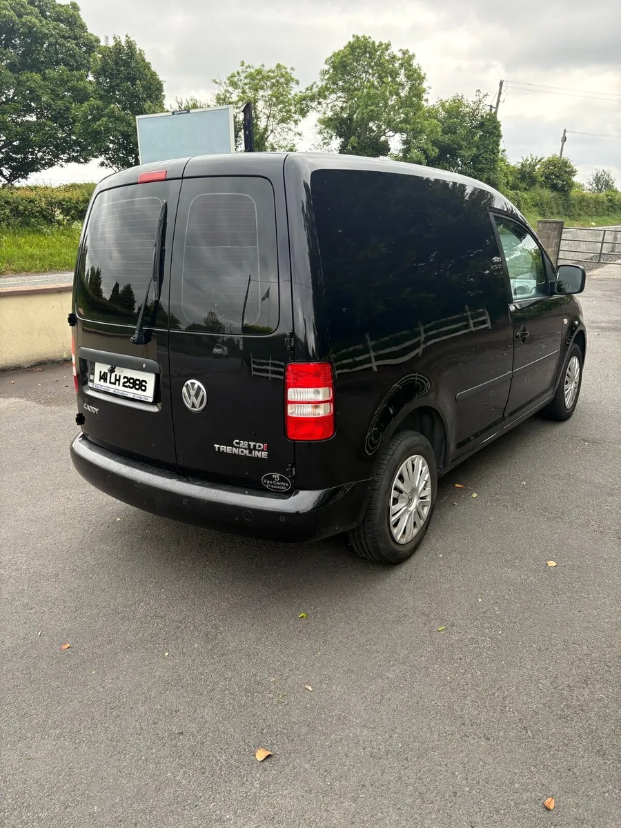 Volkswagen Caddy 2014 2.0 HighLine - Image 4
