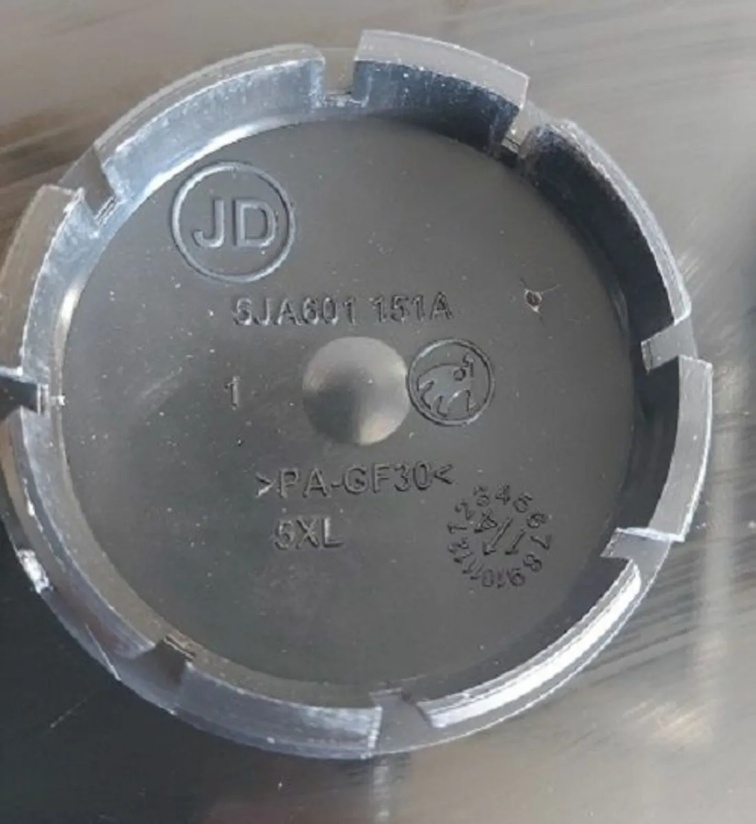 New Skoda Centre Caps Set - FREE Post - Image 3