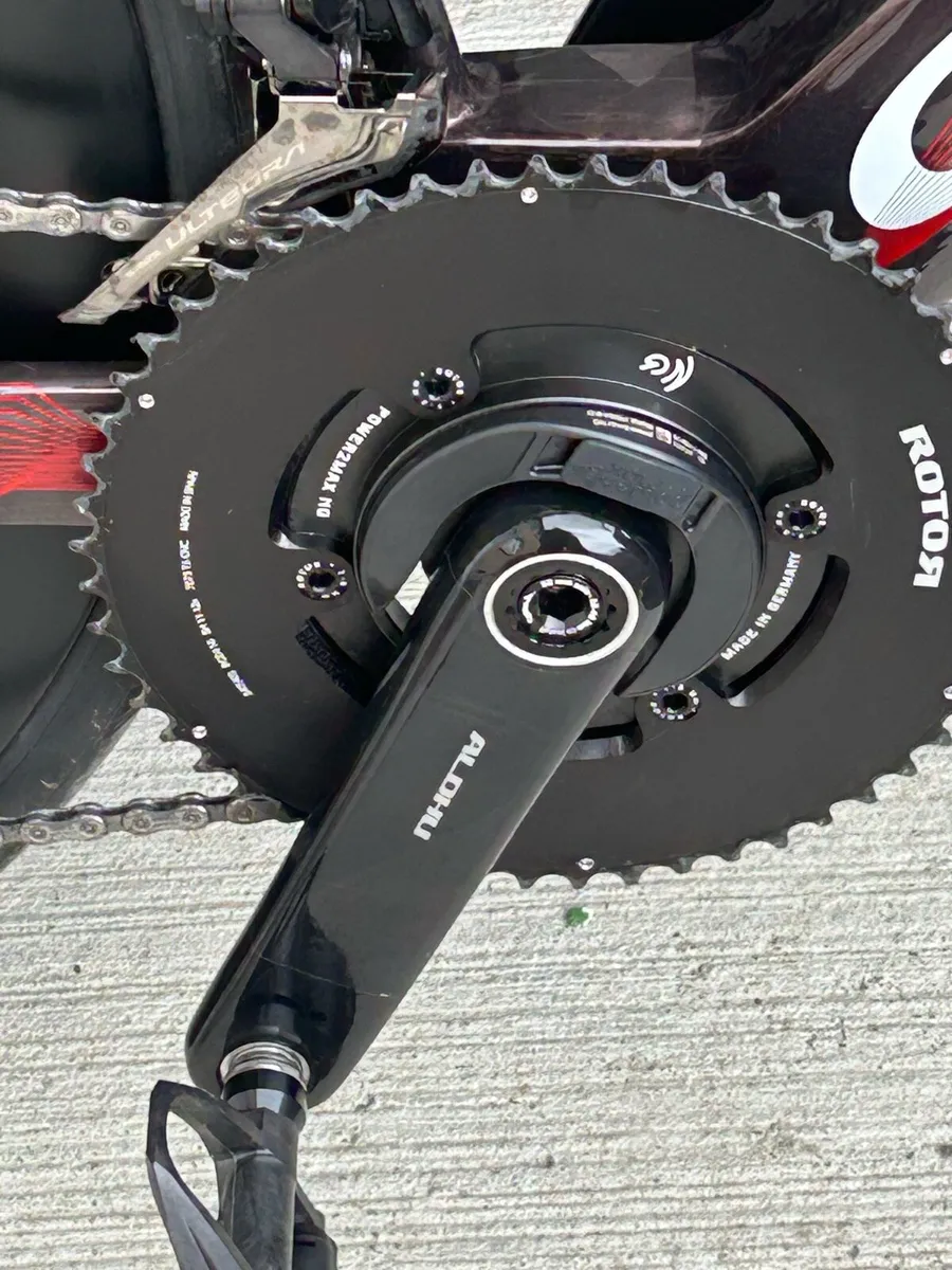 Rotor 54t 110bcd aero chainring for sale - Image 1
