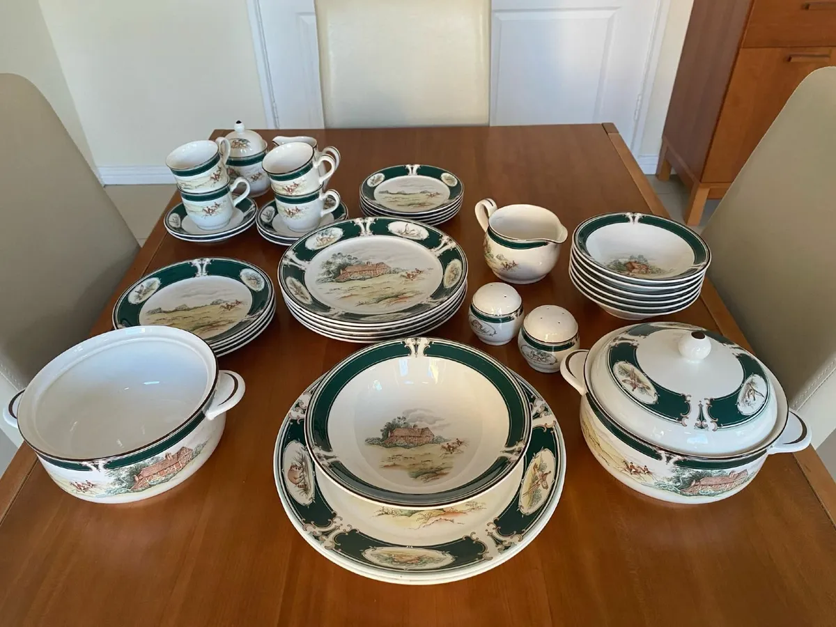 Keltcraft Noritake Hunting Dinner set & Extra's - Image 4