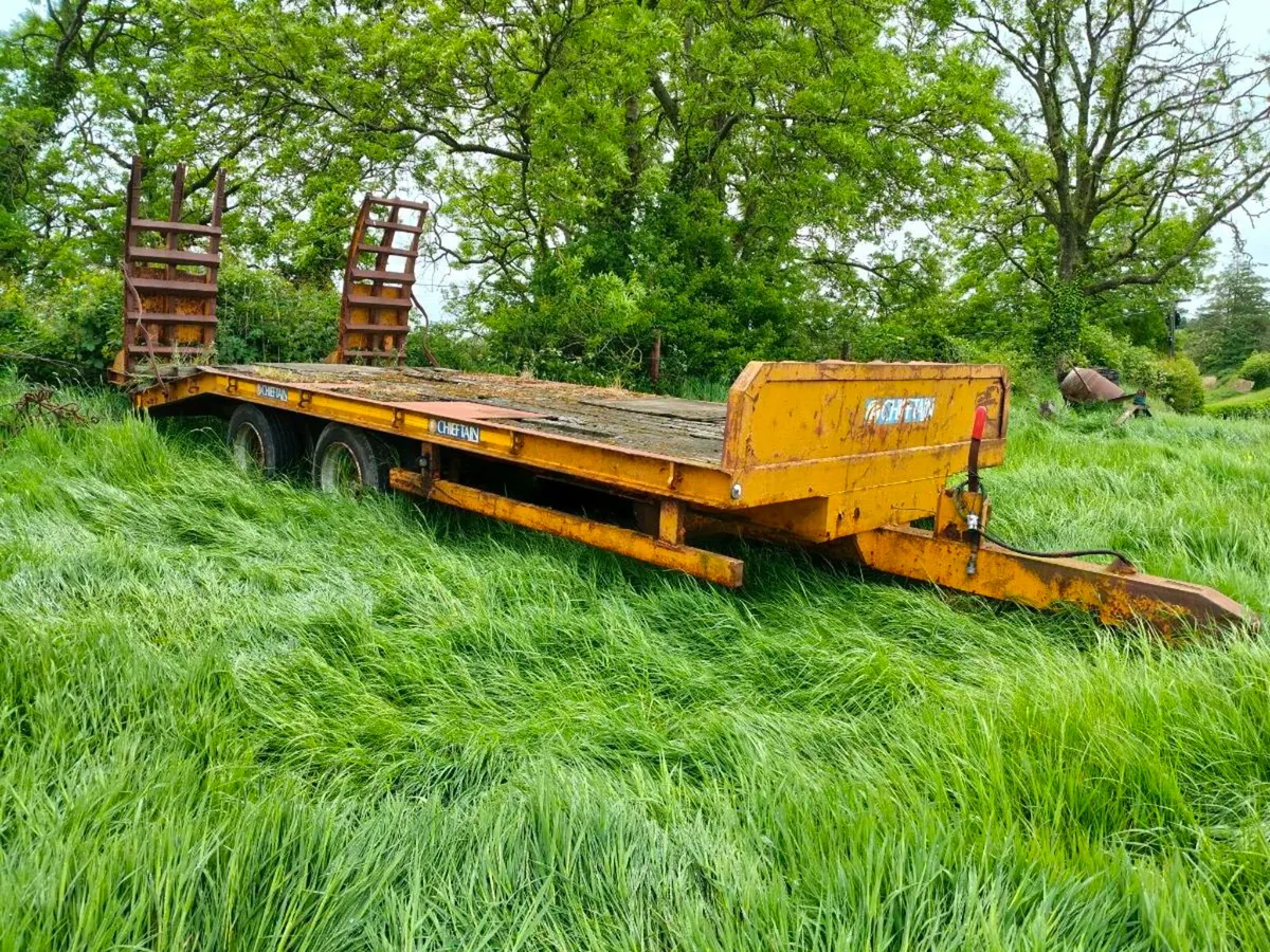 low loader/bale trailer
