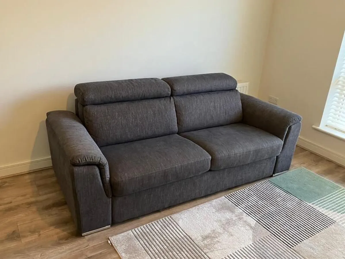 [Italian] Rubra 2 Seater Sofa Bed (1 of 2) [Retail price @ 2K GBP] - Image 1