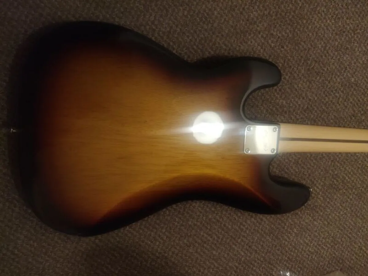 squier VM precision Bass PJ3TS - Image 3