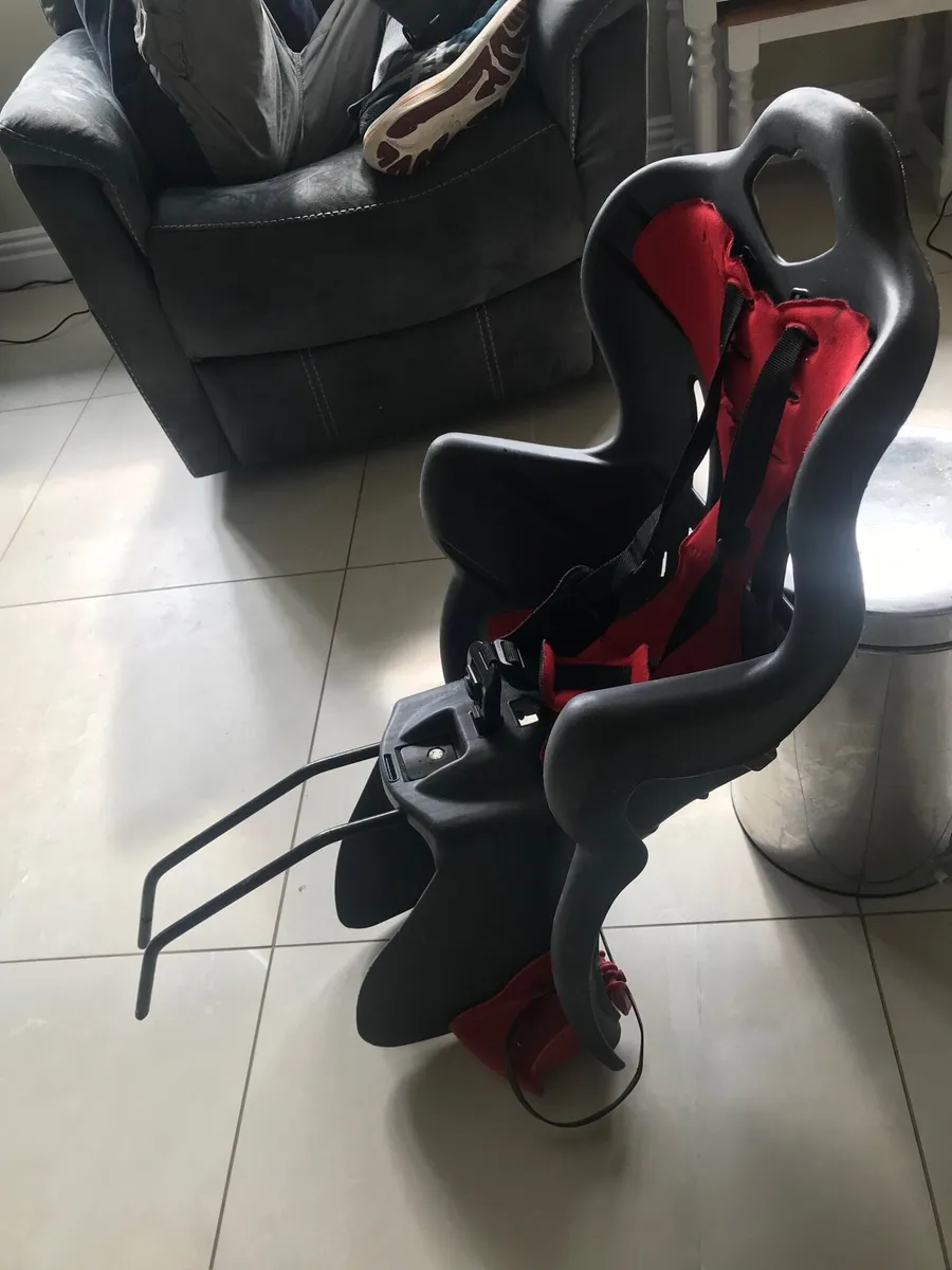 Bicycle child seat - Image 1