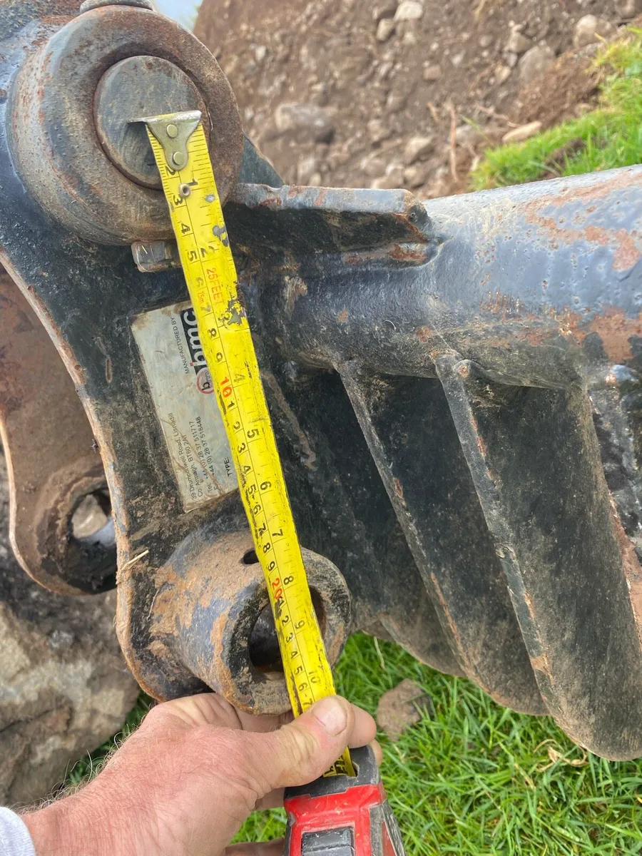B M C rake Bucket - Image 4