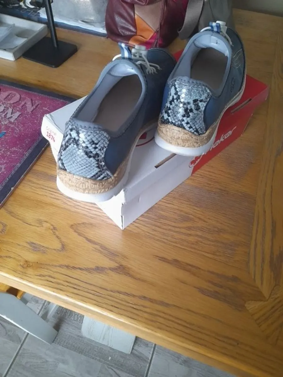 ladies shoes - Image 3