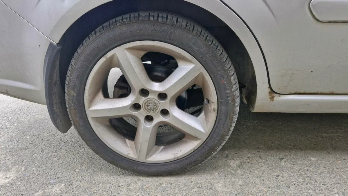Alloy wheels - Image 1