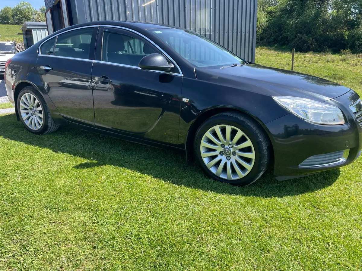 PASSED NCT TODAY Opel Insignia Immaculate - Image 1