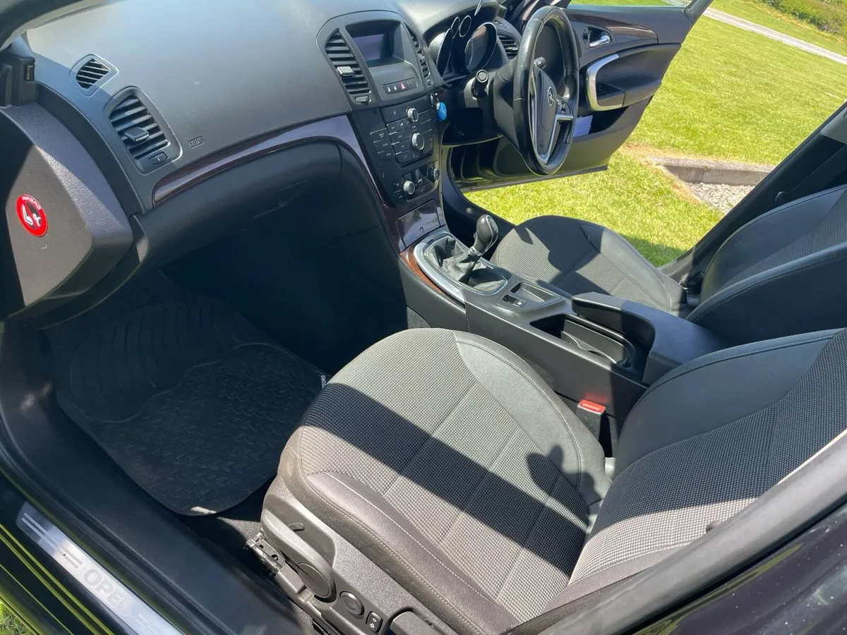 PASSED NCT TODAY Opel Insignia Immaculate - Image 4