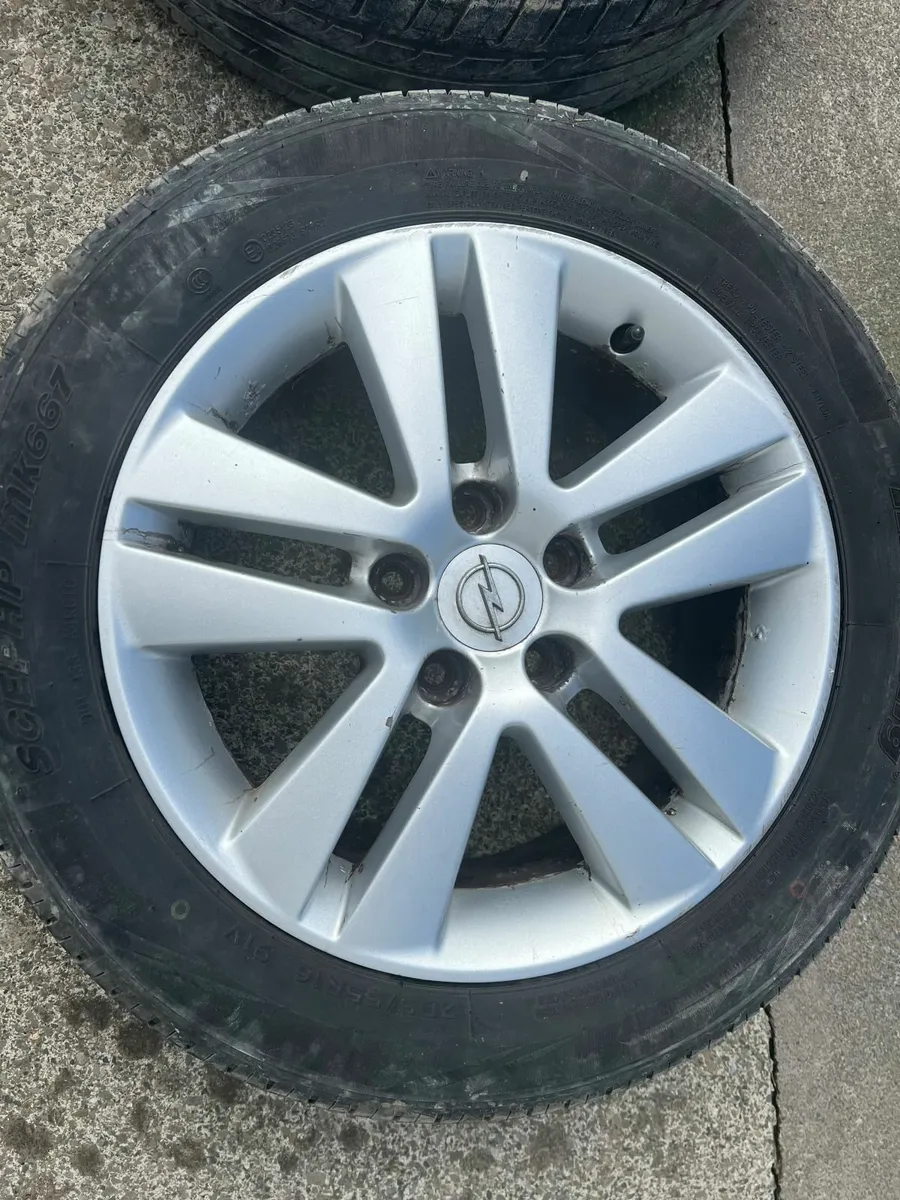 Alloy Wheels & Tyres – 205/55R16 - Image 2