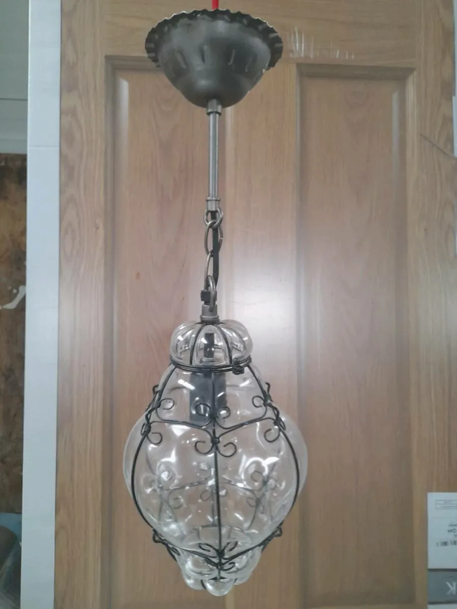 Antique style light fitting - Image 2