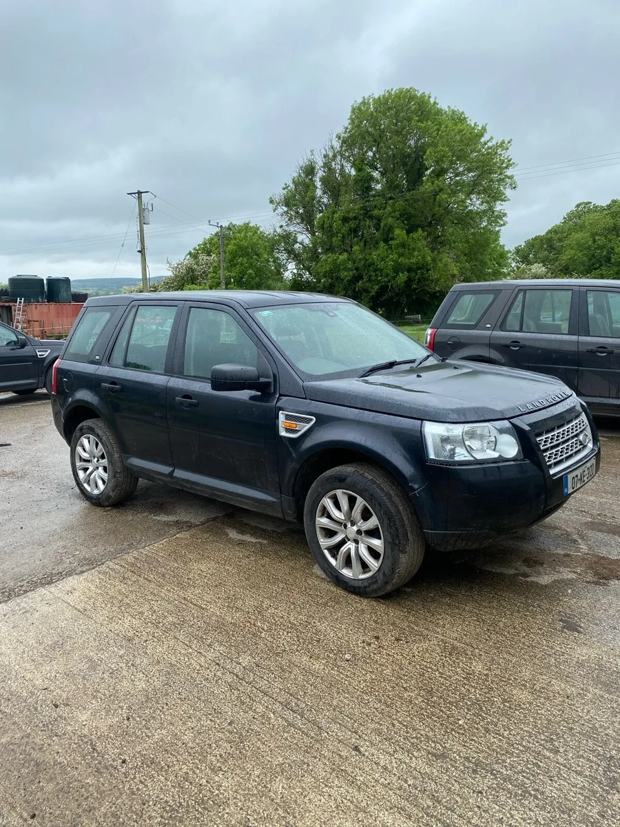 Freelander 2 - Image 1