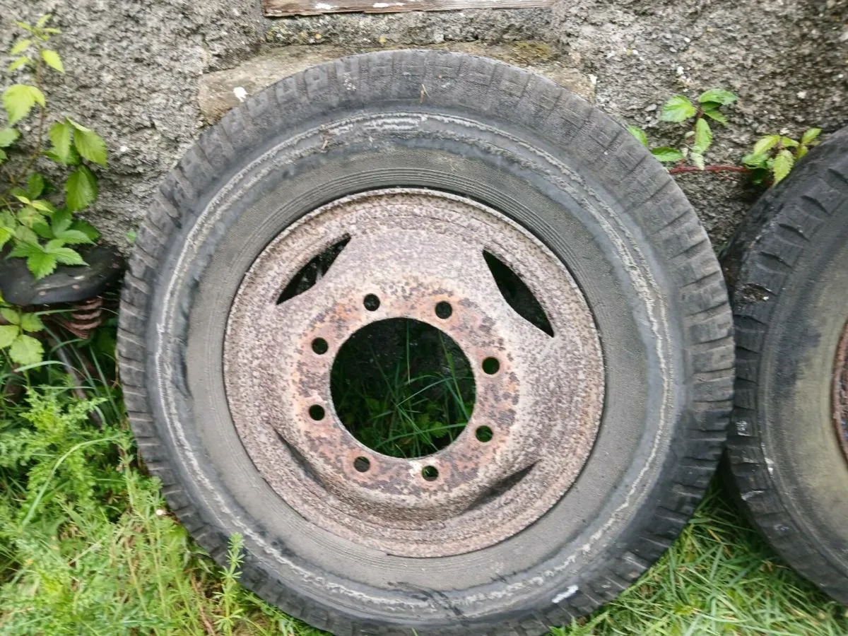 Tyers - Image 3