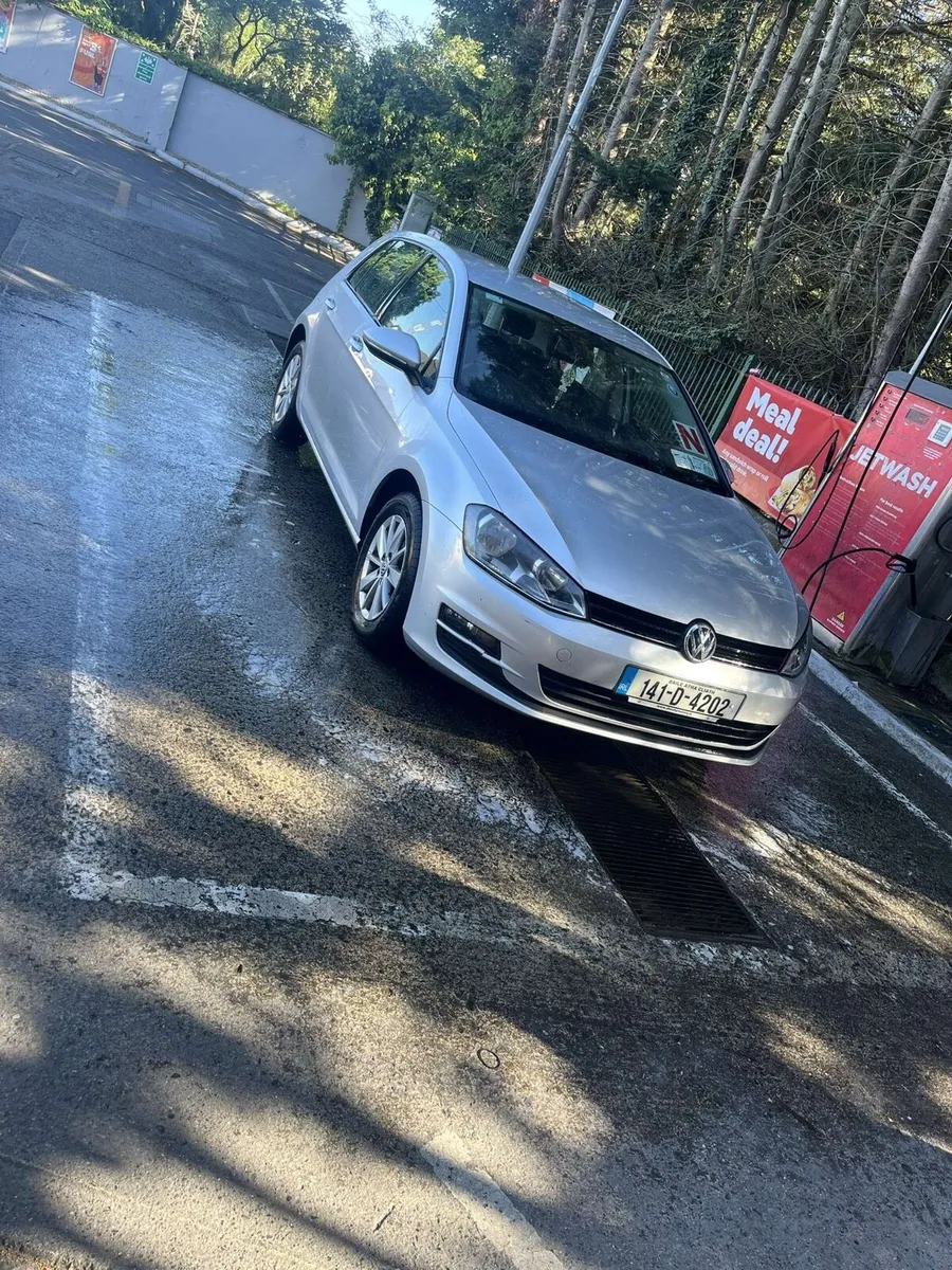 Silver 141 Volkswagen Golf - Image 2