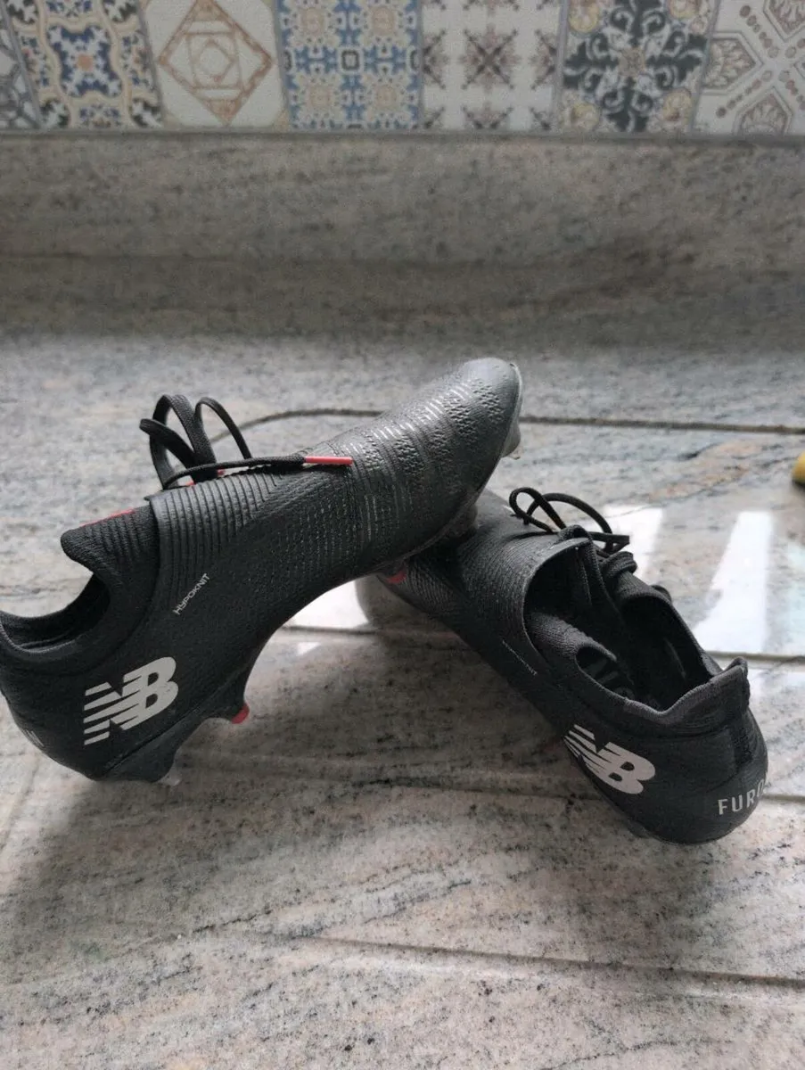 Football boots - Image 1