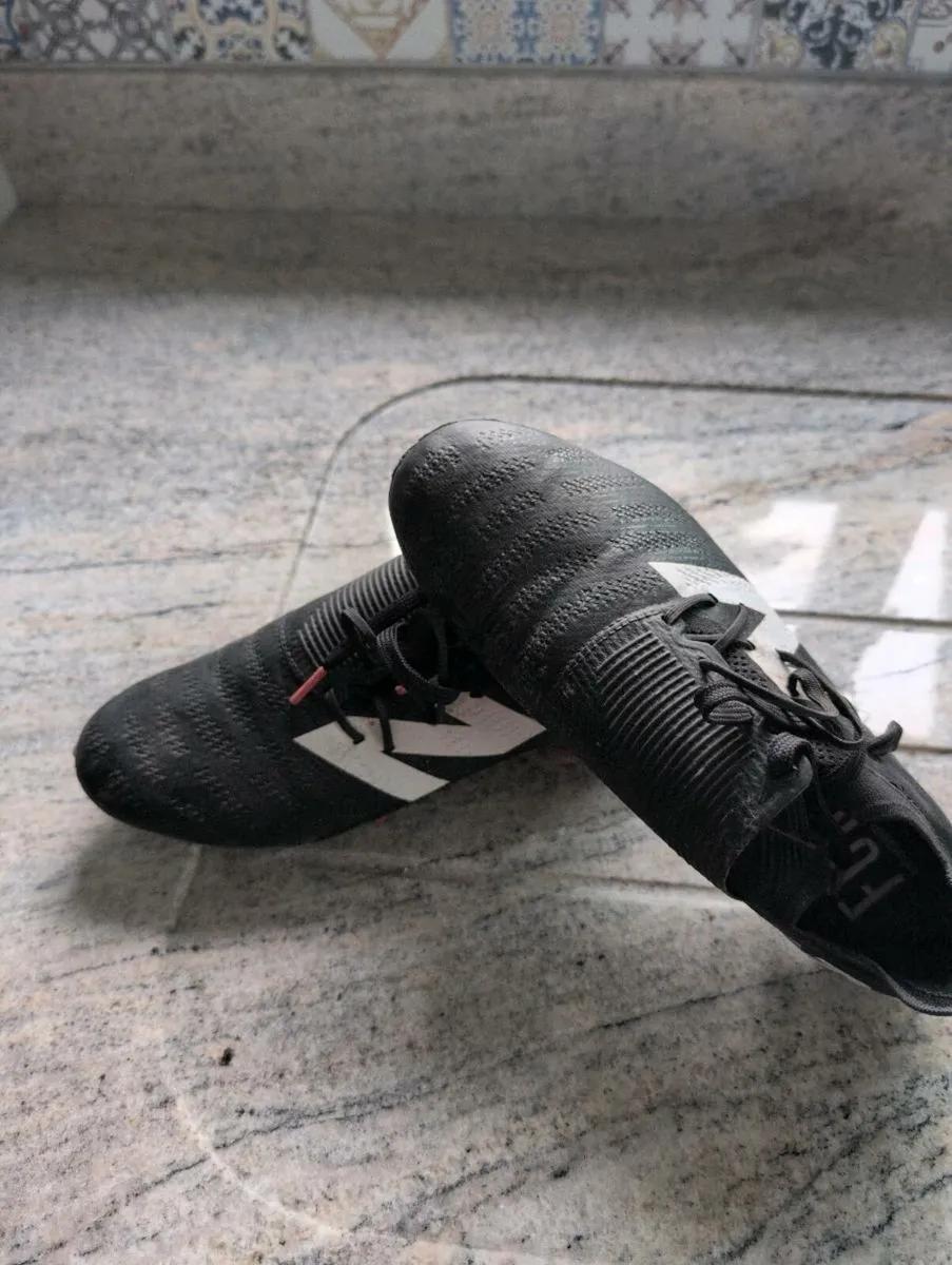 Football boots - Image 3