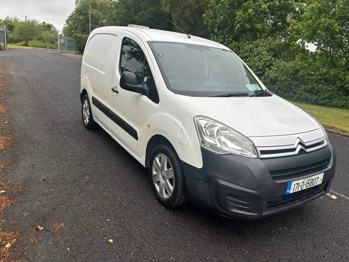 2017 (171) Citroën Berlingo - Image 2