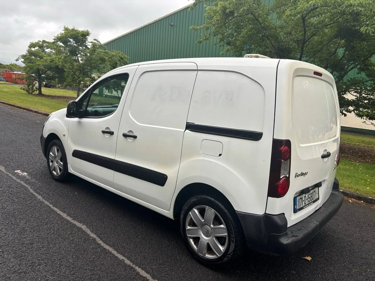 2017 (171) Citroën Berlingo - Image 4