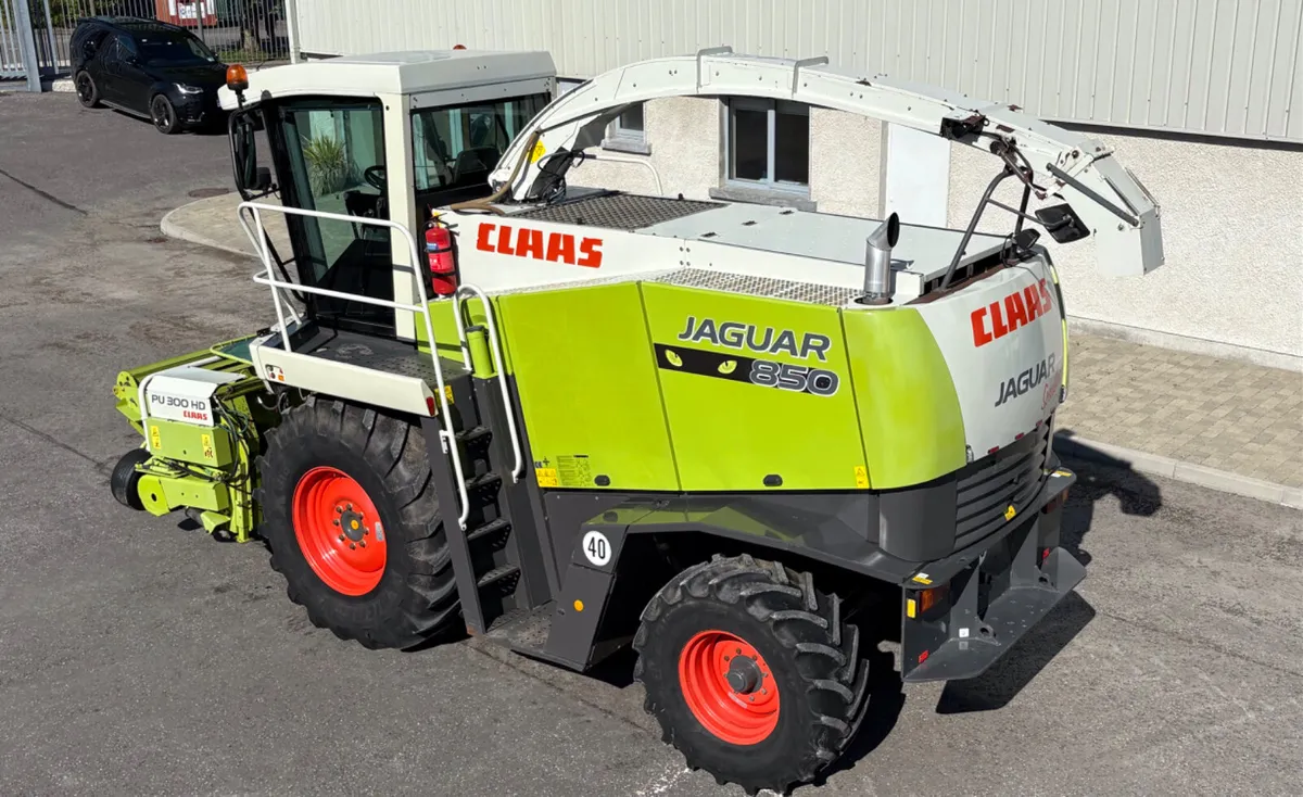 Claas Jaguar 850  Silage Harvester For Sale - Image 4