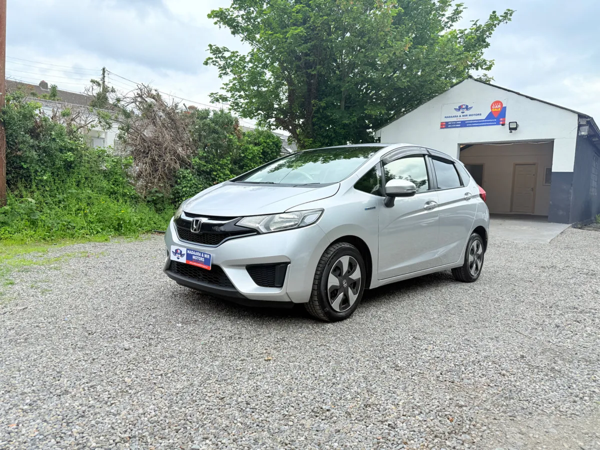 2016 Honda Fit Hybrid (low kms) - Image 2