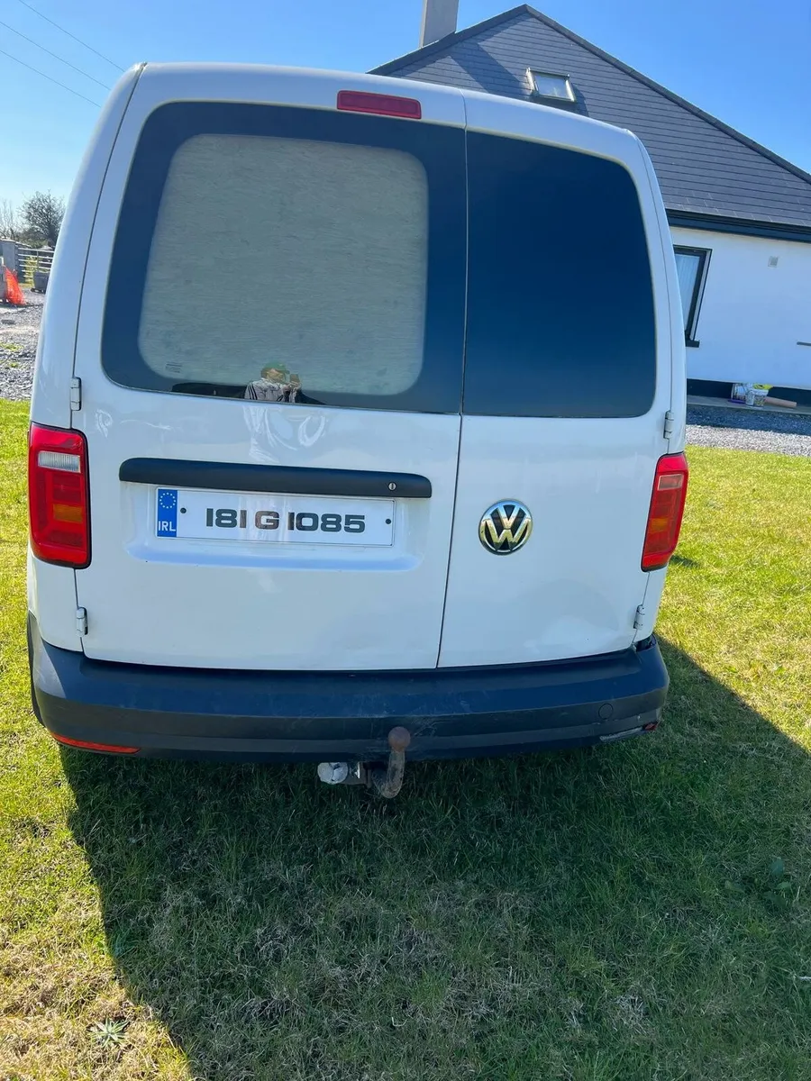 VW Caddy 102 bhp - Image 4