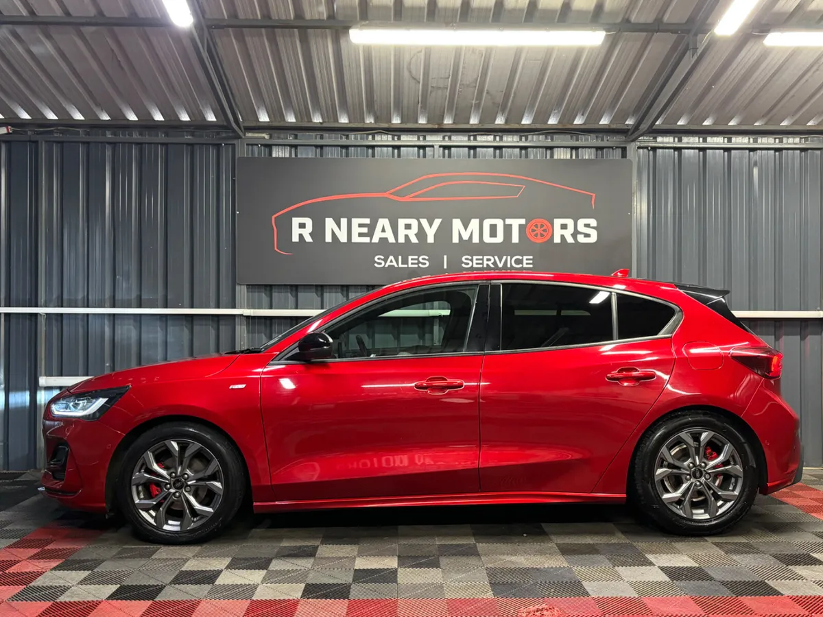 2024 Ford Focus 1.0L EcoBoost 125PS ST-Line - Image 2