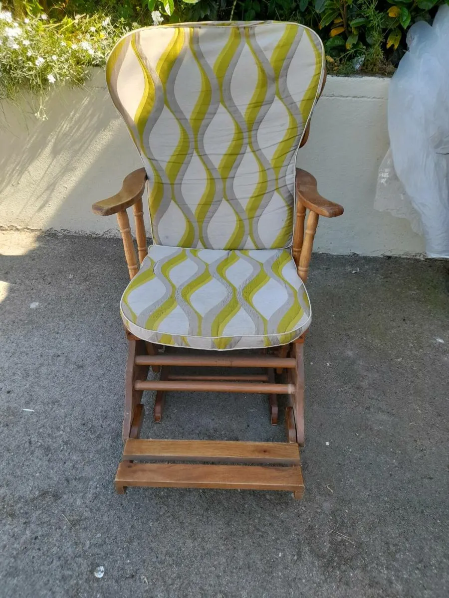 Rocking chair