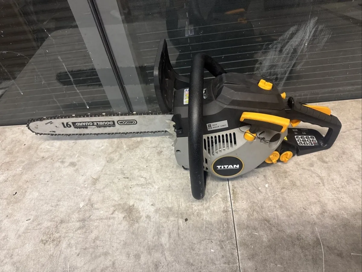 Titan chainsaw