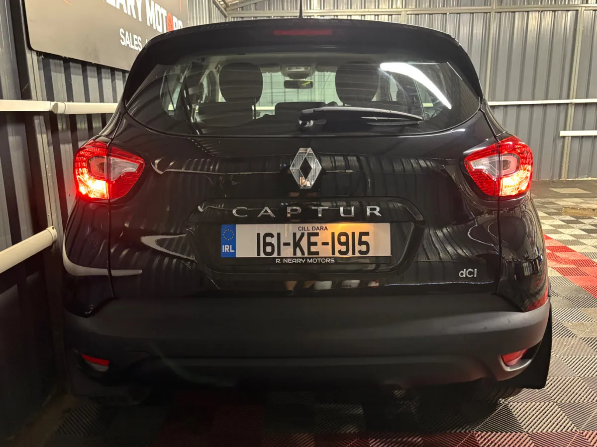 2016 Renault Captur 1.5 Diesel Manual - Image 2